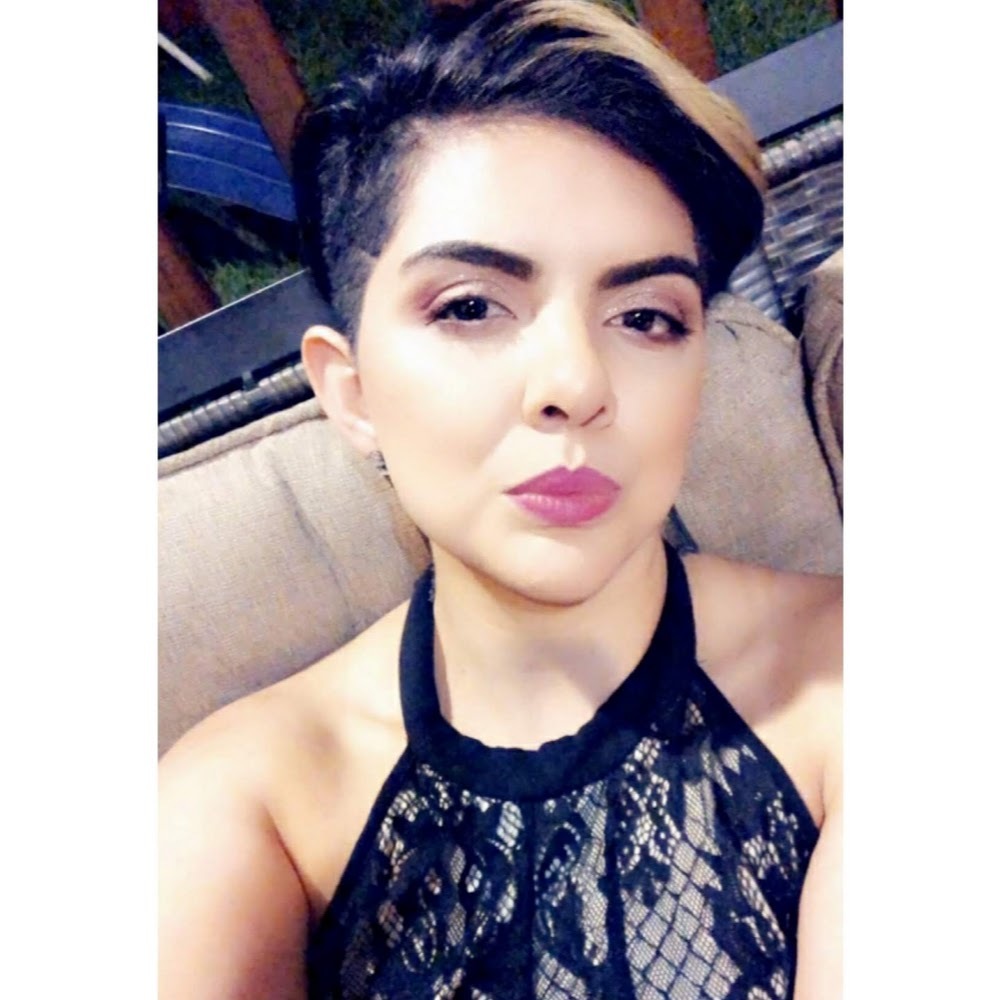 Meet your Posher, Karla